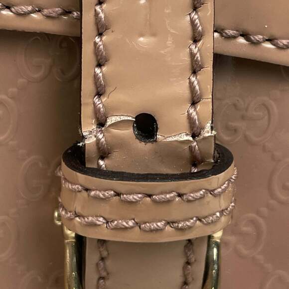 Gucci Micro Guccissima Handbag, 2-Way Shoulder Bag with GG Pattern, Patent Le... - Picture 5 of 11